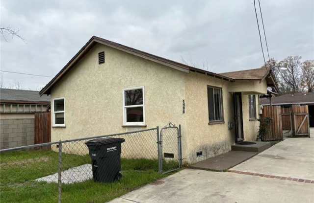 Photo of 739 E Olive Street