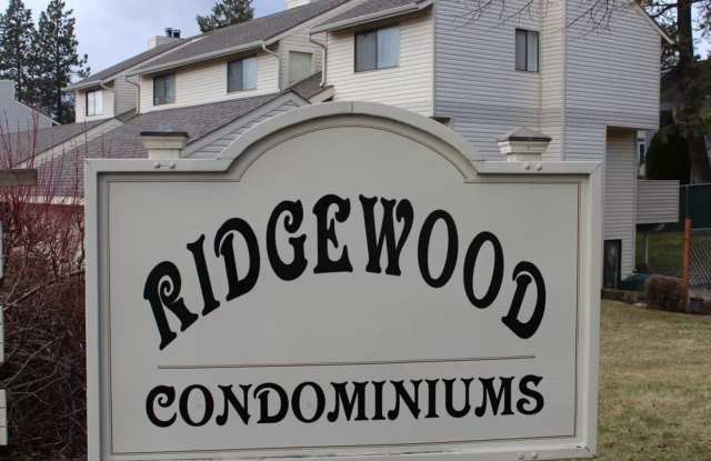 Photo of 8206 Ridgewood Dr #3