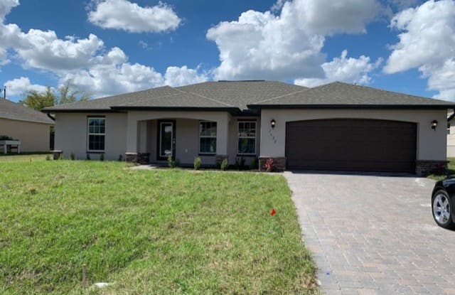 1622 SW 6th Ave - 1622 Southwest 6th Avenue, Cape Coral, FL 33991