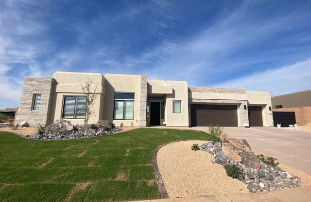 5381 N Hidden Pinyon Dr - 5381 North Hidden Pinyon Drive, St. George, UT 84770