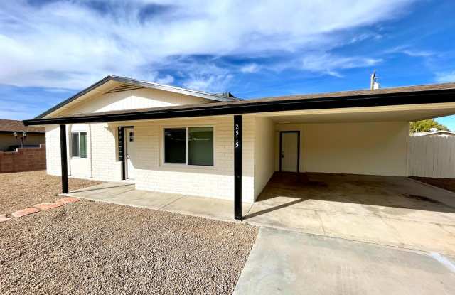 Beautifully Remodeled Large 3 Bedroom 2 Bath w/ 2 Bonus Rooms!