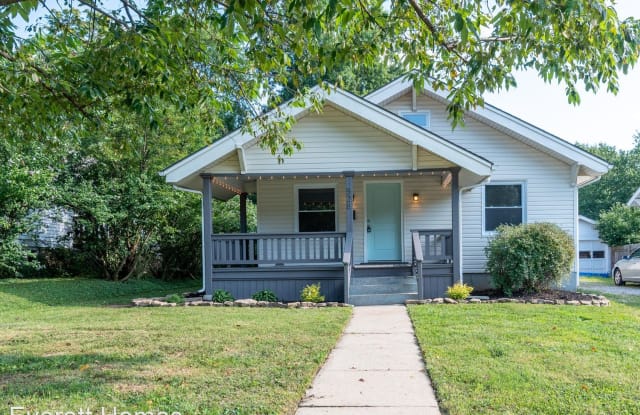 528 E Delmar St - 528 East Delmar Street, Springfield, MO 65807