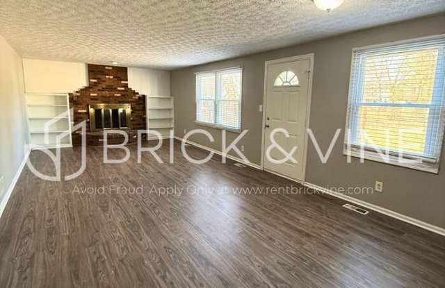 909 Prince William Lane