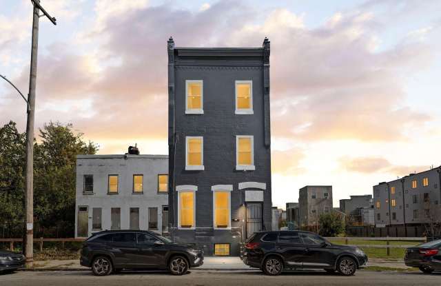 1923 N 20TH Street unit: 2