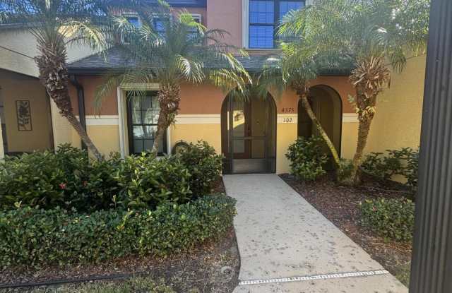 4575 Radiant Way W unit: 102