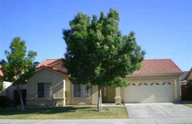 3 bedroom house close to Lorena Falasco and soccer park