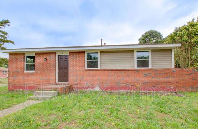 1401 Algona Road