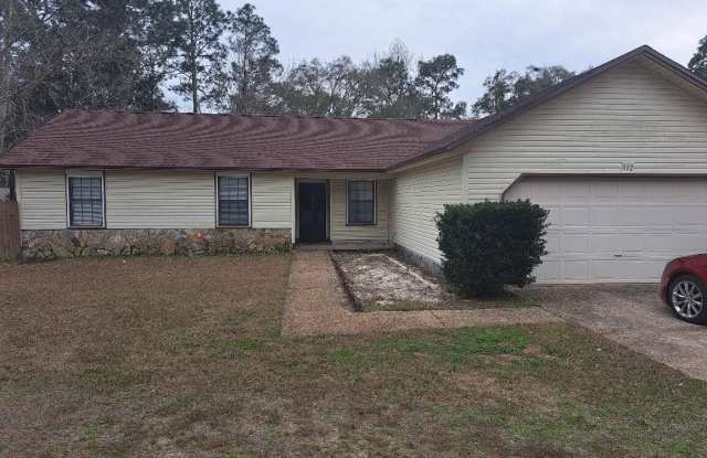 312 Riley Road - 312 Riley Road, Niceville, FL 32578