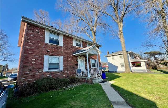 419 E Fairmont Ave