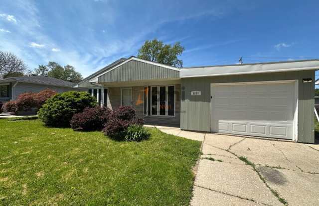 6850 Van Buren Pl