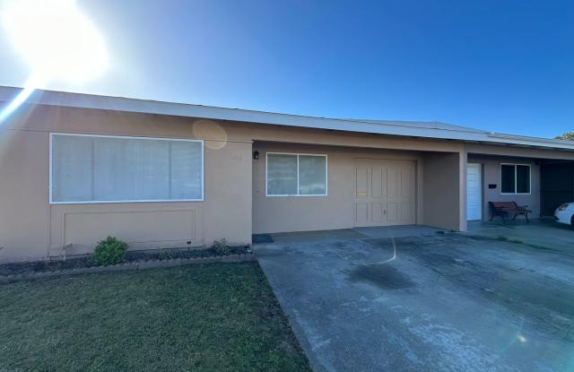 Cute 2 bedroom, 1 bath in the heart of Watsonville. 55 and over community ONLY photos photos