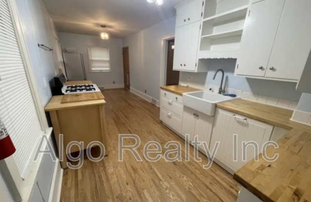 1475 Albert Street North