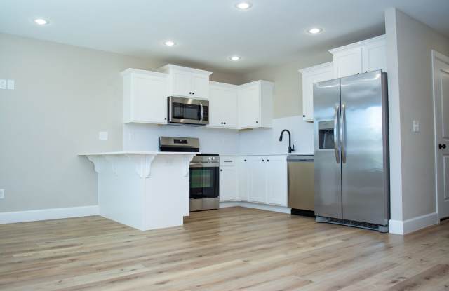 Modern home in the community of Decatur, Arkansas