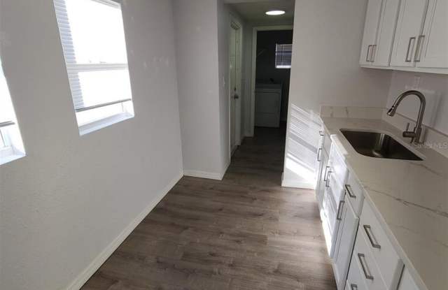 4214 E PALIFOX STREET