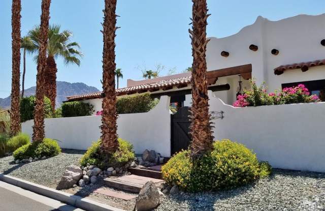 52225 Avenida Obregon