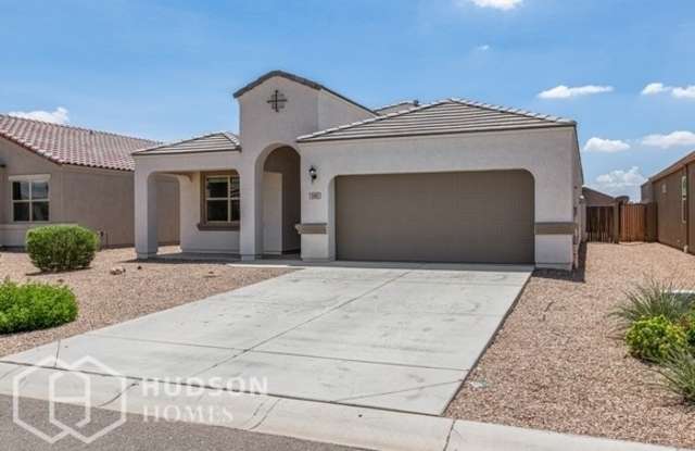 5015 East Andalusite Lane