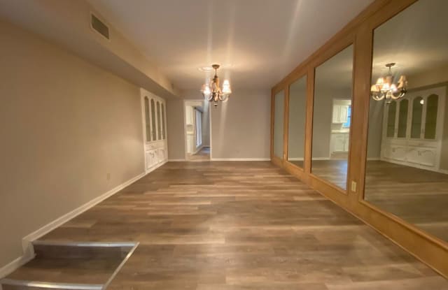 130 Martingale Laredo Tx Apartments For Rent