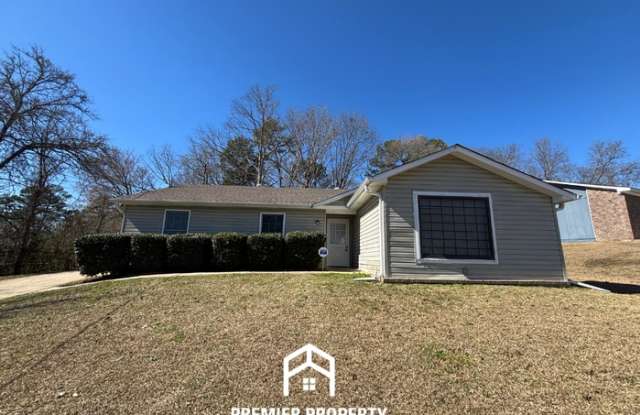 3012 Apple Valley Lane