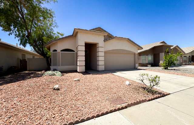 6213 W Echo Ln