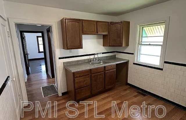 7117 Garesche Avenue