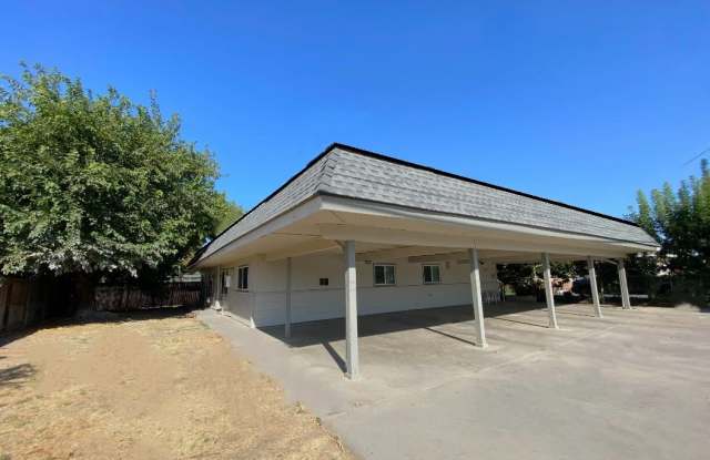 Photo of 2775 Muir Ave