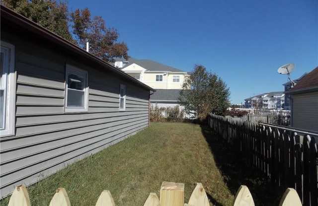 3824 Shooting Star Drive