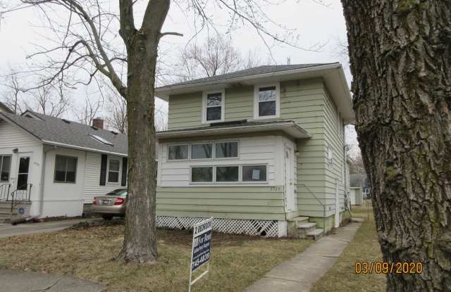 3525 South Park - Two Bedroom Two Story with Updated Kitchen  New Carpet! Available Now!! - 3525 South Park Drive, Fort Wayne, IN 46806