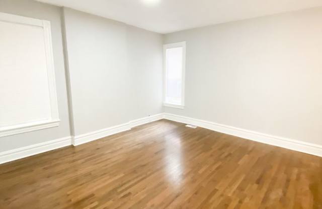 Newly Renovated 2 Bedroom/2 Bathroom!