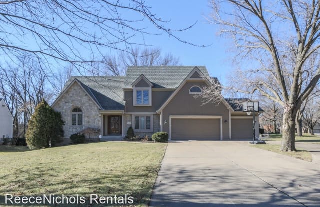 13040 Catalina Drive - 13040 Catalina Drive, Leawood, KS 66209