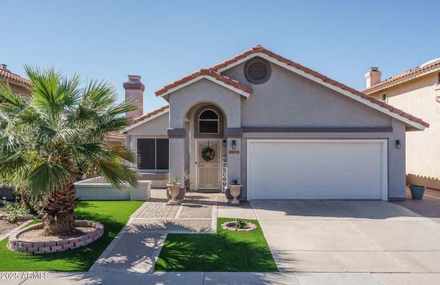 Photo of 6820 S ROOSEVELT Street