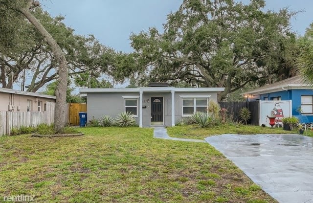 7537 36Th Avenue N - 7537 36th Avenue North, St. Petersburg, FL 33710