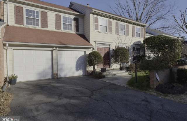 10277 GAINSBOROUGH Road