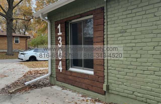 1304 Northeast 68th Terrace