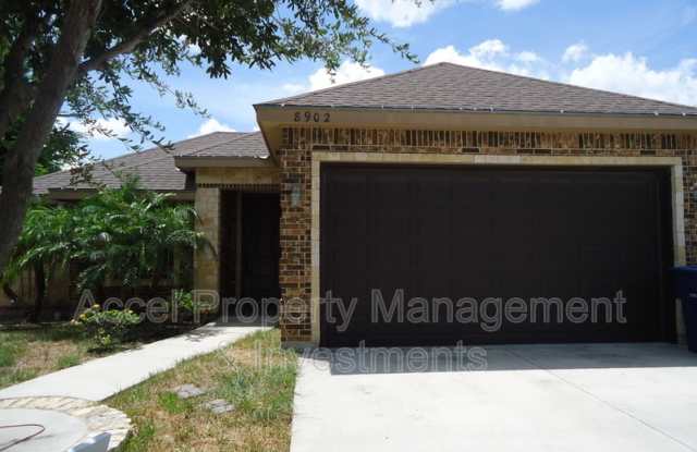 8902 N. 36th Lane