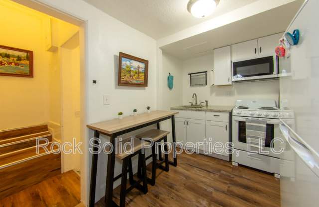 516 East 6th Street - B