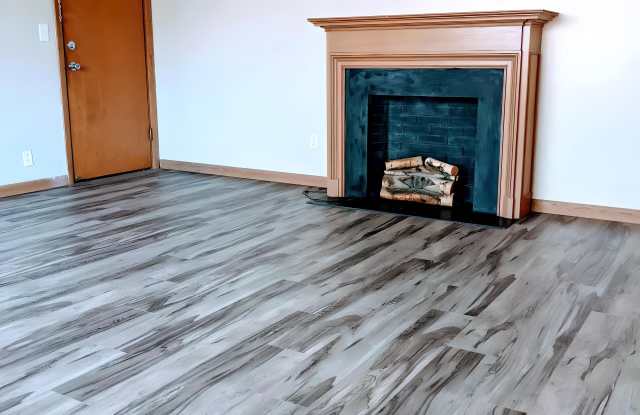 2948 Wyoming Ave S - 010