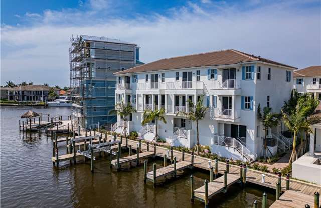 5816 Shell Cove Drive