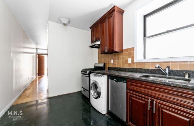 243 West 109th Street - 243 West 109th Street, New York City, NY 10025