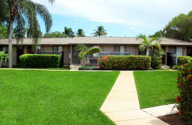 Park Lake Apartments