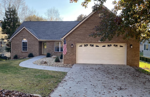 176 Cheeskogili Way - 176 Cheeskogili Way, Tellico Village, TN 37774