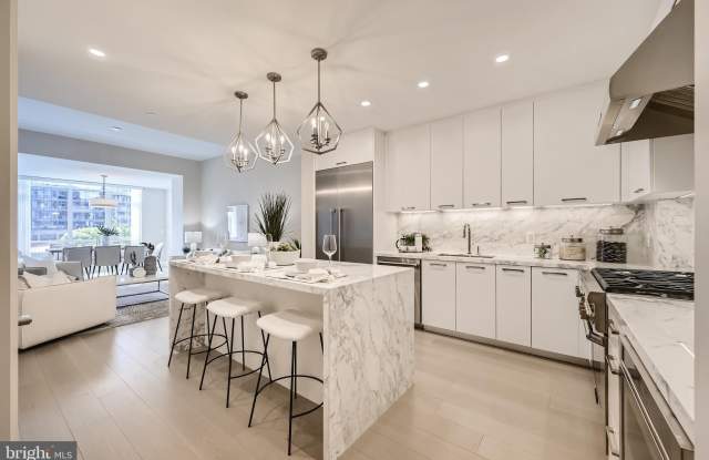 Photo of 1330 LANCASTER Street unit: C302