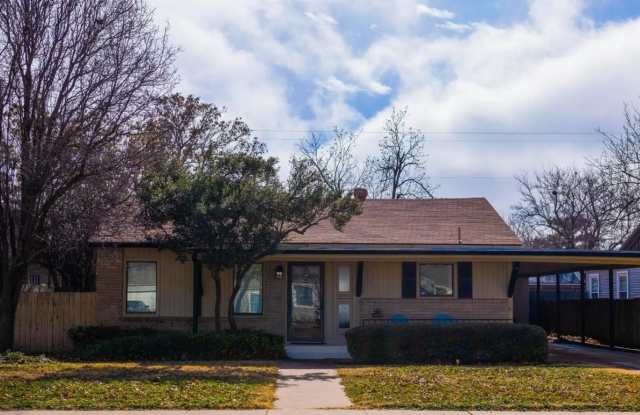 Photo of 3115 26th Street