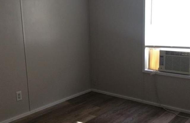 102 High Cotton Parkway