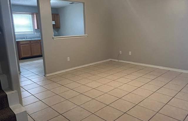 2316 Elisa Lane - 2316-08