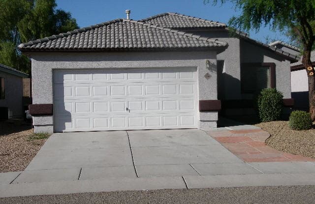 2366 W Monet Way - 2366 West Monet Way, Casas Adobes, AZ 85741