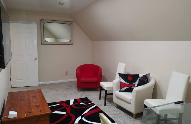 6389 Eastwood Glen Pl