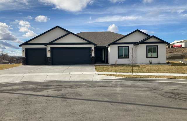 6038 W. 32nd Ave.