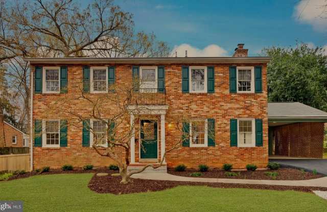 7109 DAVIS Court