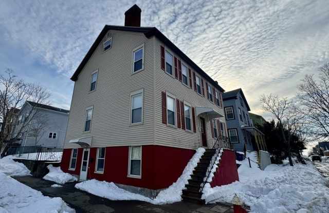 148 Maxfield St unit: 1E