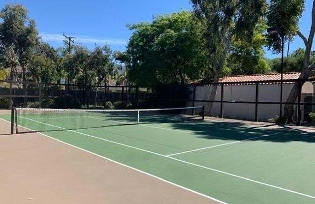 408 Por La Mar Circle